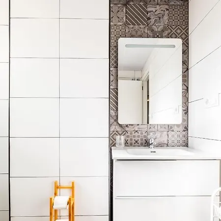 Serene With A Relaxing Atmosphere Διαμέρισμα