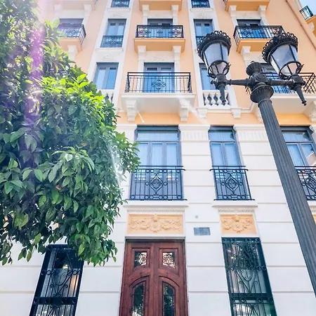 Apartment Serene With A Relaxing Atmosphere Valencia
